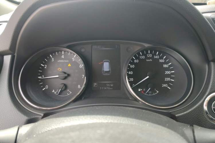 Used Nissan X-Trail 2019 2.0L CVT Smart Connect Comfort Edition 2WD Instrument Cluster