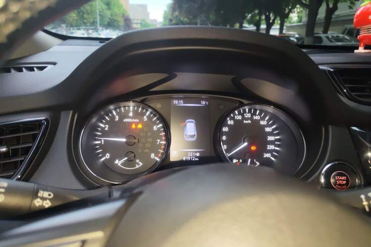 Used Nissan X-Trail 2019 2.5L CVT Smart Connect Luxury Edition 4WD Instrument Cluster