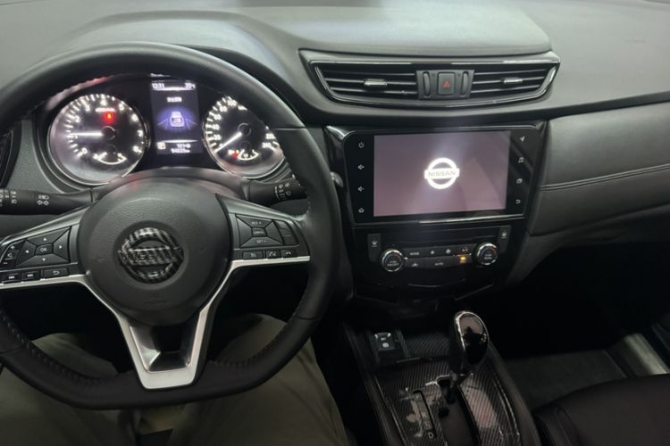 Used Nissan X-Trail 2019 2.0L CVT Smart Connect Comfort Edition 2WD Interior 1