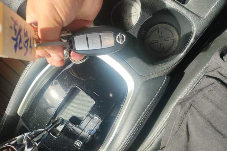 Used Nissan X-Trail 2019 2.0L CVT Smart Connect Comfort Edition 2WD Interior 1