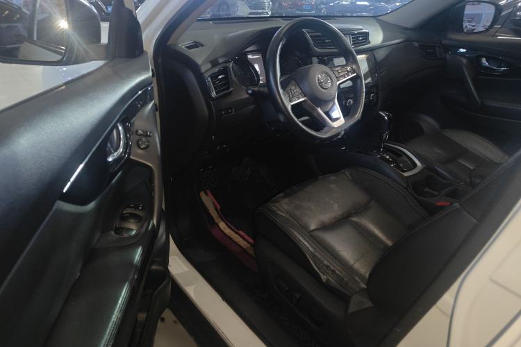 Used Nissan X-Trail 2019 2.0L CVT Smart Connect Comfort Edition 2WD Interior 1