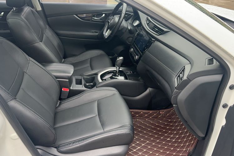 Used Nissan X-Trail 2019 2.0L CVT Smart Connect Comfort Edition 2WD Interior 1