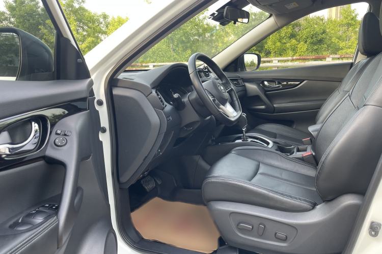 Used Nissan X-Trail 2019 2.0L CVT Smart Connect Comfort Edition 2WD Interior 1