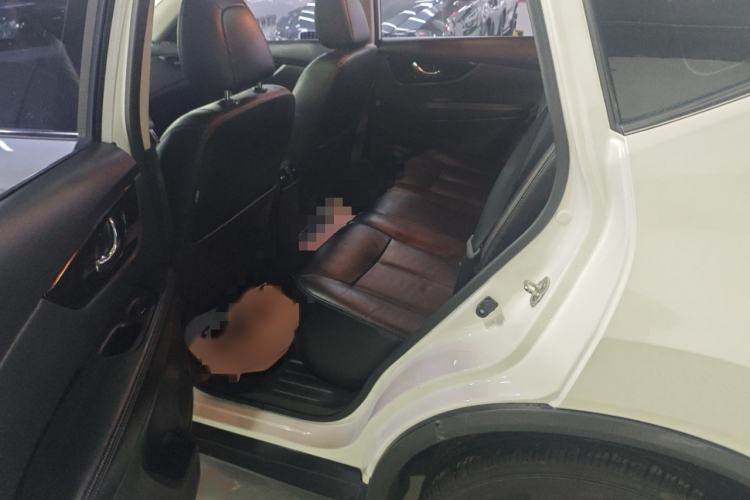 Used Nissan X-Trail 2019 2.0L CVT Smart Connect Comfort Edition 2WD Interior 1