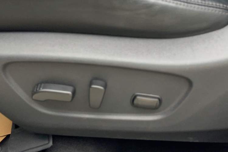 Used Nissan X-Trail 2019 2.0L CVT Smart Connect Comfort Edition 2WD Interior 10