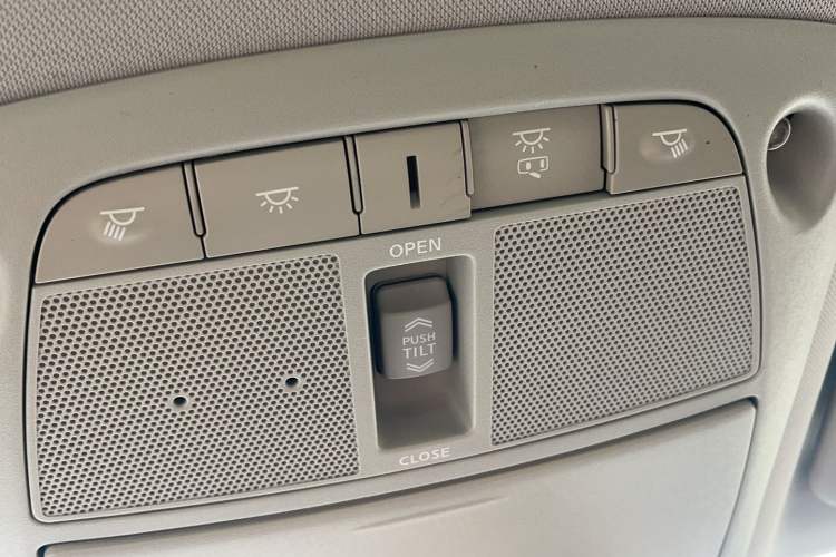 Used Nissan X-Trail 2019 2.0L CVT Smart Connect Comfort Edition 2WD Interior 11
