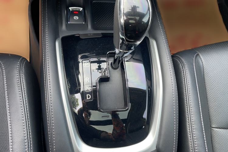 Used Nissan X-Trail 2019 2.0L CVT Smart Connect Comfort Edition 2WD Interior 15