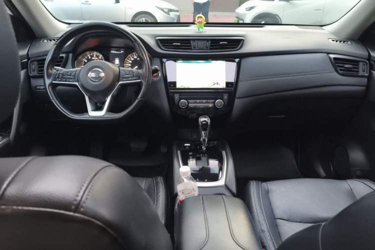 Used Nissan X-Trail 2019 2.0L CVT Smart Connect Comfort Edition 2WD Interior 2