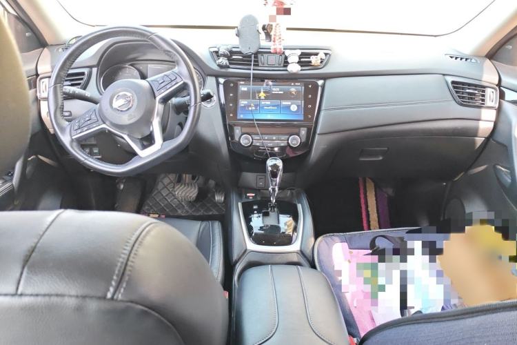 Used Nissan X-Trail 2019 2.0L CVT Smart Connect Comfort Edition 2WD Interior 2