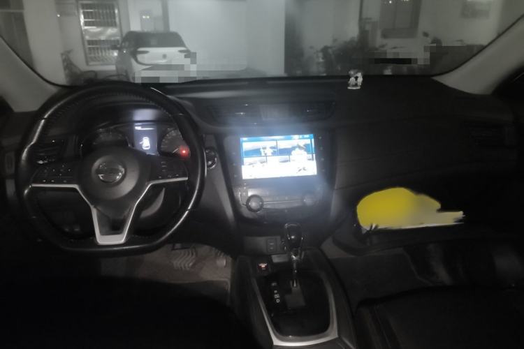 Used Nissan X-Trail 2019 2.0L CVT Smart Connect Comfort Edition 2WD Interior 2