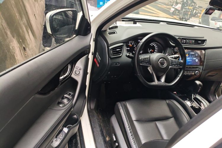 Used Nissan X-Trail 2019 2.0L CVT Smart Connect Comfort Edition 2WD Interior 3