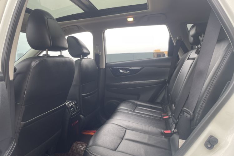 Used Nissan X-Trail 2019 2.0L CVT Smart Connect Comfort Edition 2WD Interior 3