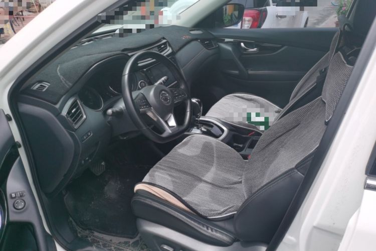 Used Nissan X-Trail 2019 2.0L CVT Smart Connect Comfort Edition 2WD Interior 3