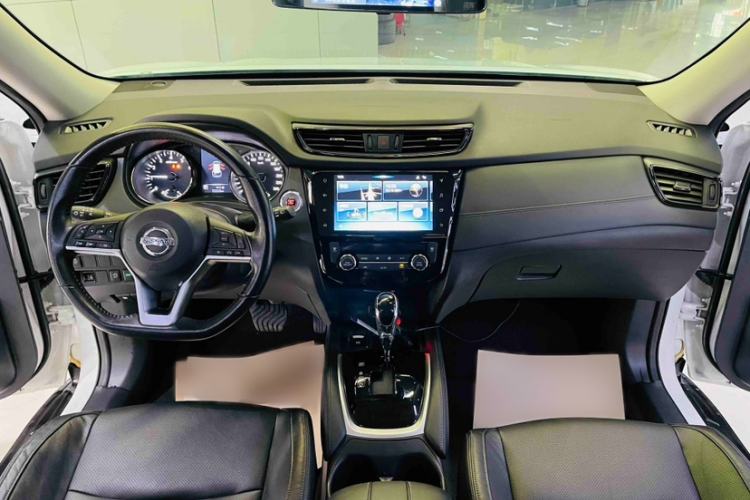 Used Nissan X-Trail 2019 2.0L CVT Smart Connect Comfort Edition 2WD Interior 3