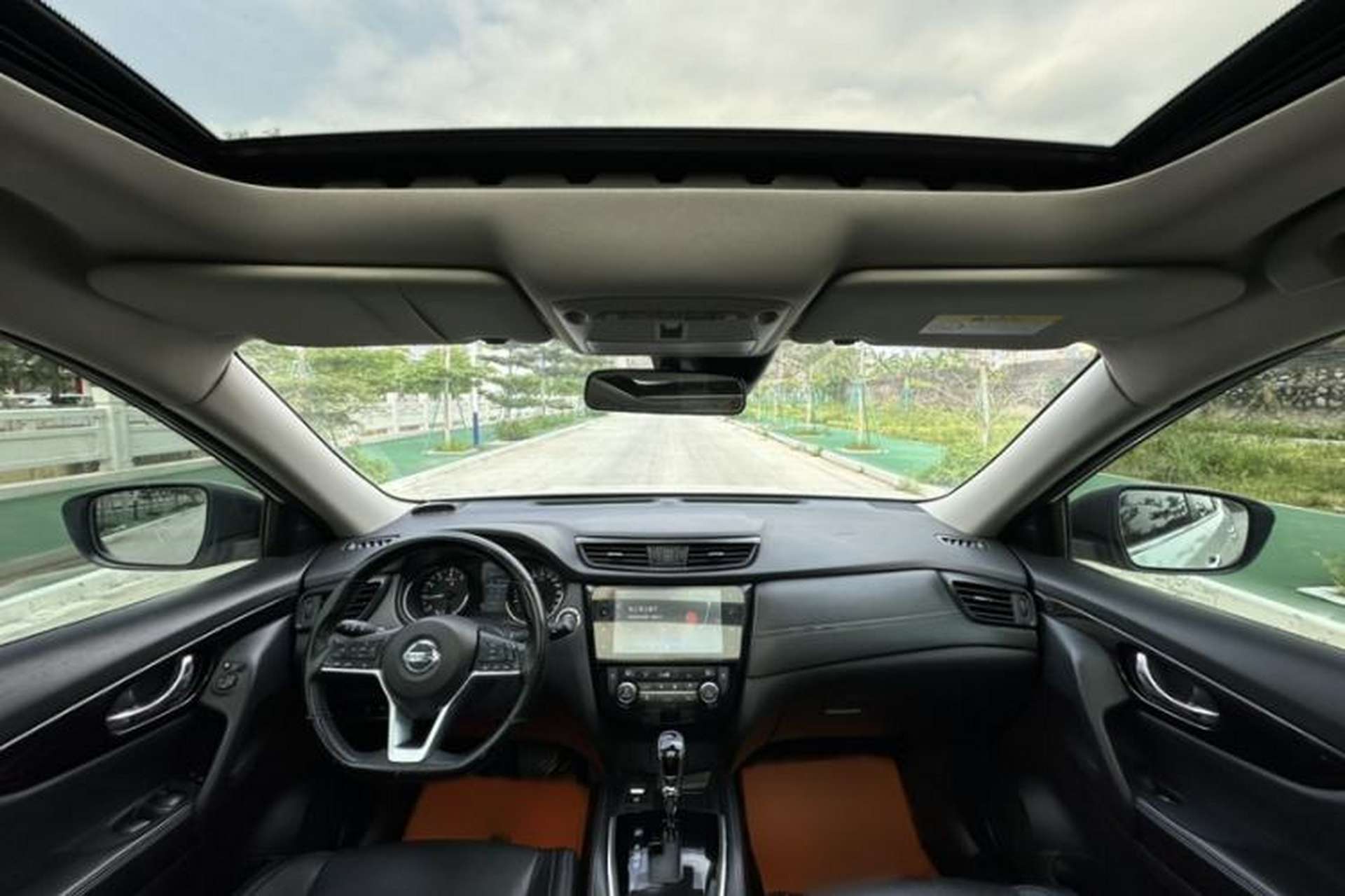 Used Nissan X-Trail 2019 2.0L CVT Smart Connect Comfort Edition 2WD Interior 5