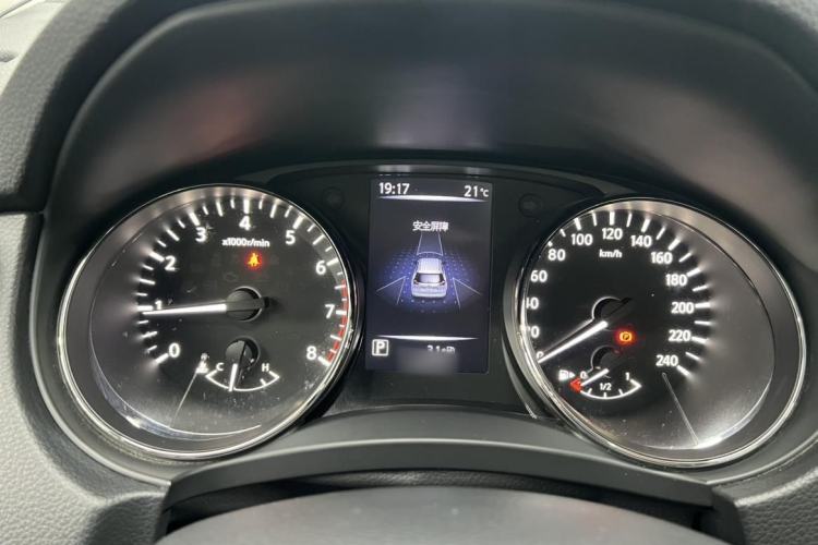 Used Nissan X-Trail 2019 2.5L CVT Smart Connect Luxury Edition 4WD Interior 5