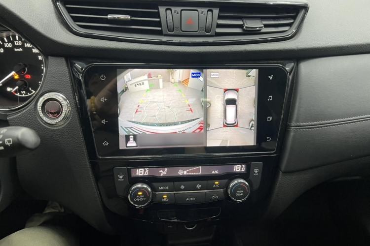 Used Nissan X-Trail 2019 2.5L CVT Smart Connect Luxury Edition 4WD Interior 9