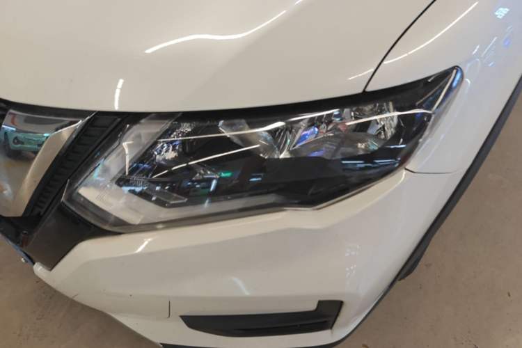 Used Nissan X-Trail 2019 2.0L CVT Smart Connect Comfort Edition 2WD Left Front Headlight