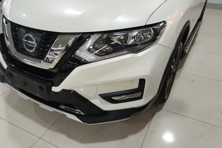 Used Nissan X-Trail 2019 2.5L CVT Smart Connect Luxury Edition 4WD Left Front Headlight