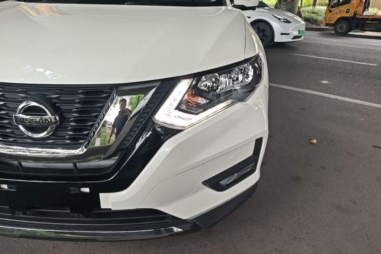 Used Nissan X-Trail 2019 2.0L CVT SmartConnect 7-Seater Comfort Edition 2WD Left Front Headlight
