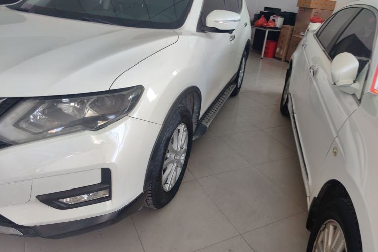 Used Nissan X-Trail 2019 2.0L CVT Smart Connect Comfort Edition 2WD Left Front Headlight