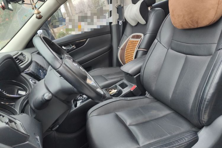 Used Nissan X-Trail 2019 2.0L CVT Smart Connect Comfort Edition 2WD Left Front Seat