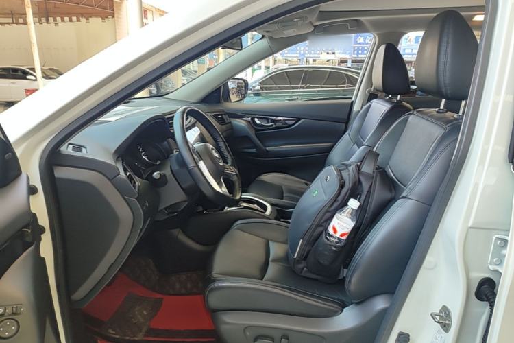Used Nissan X-Trail 2019 2.0L CVT Smart Connect Comfort Edition 2WD Left Front Seat