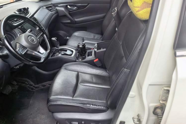 Used Nissan X-Trail 2019 2.0L CVT SmartConnect 7-Seater Comfort Edition 2WD Left Front Seat