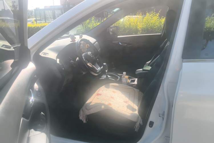 Used Nissan X-Trail 2019 2.0L CVT Smart Connect Comfort Edition 2WD Left Front Seat