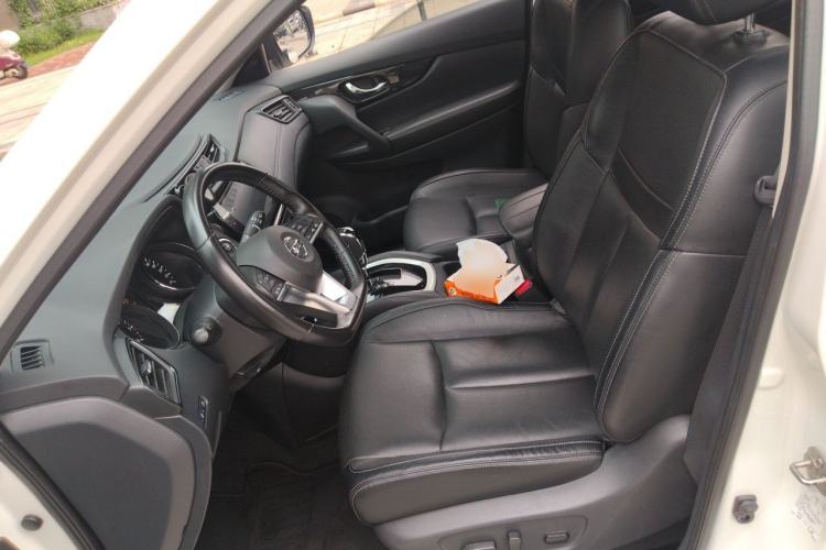 Used Nissan X-Trail 2019 2.0L CVT Smart Connect Comfort Edition 2WD Left Front Seat