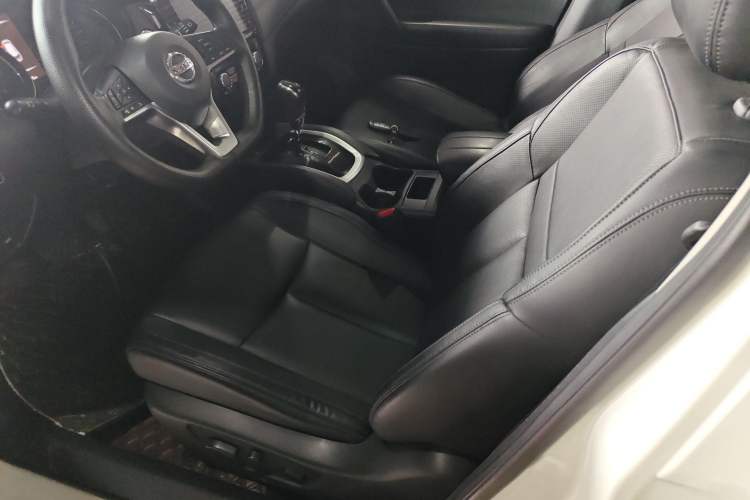 Used Nissan X-Trail 2019 2.0L CVT Smart Connect Comfort Edition 2WD Left Front Seat