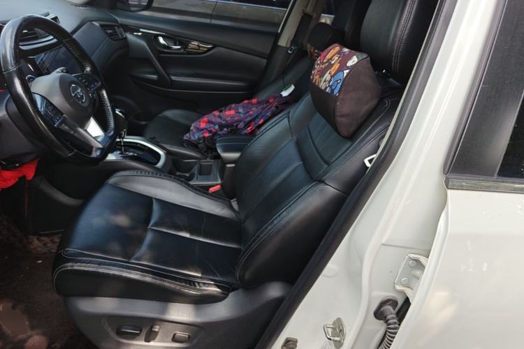 Used Nissan X-Trail 2019 2.0L CVT Smart Connect Comfort Edition 2WD Left Front Seat