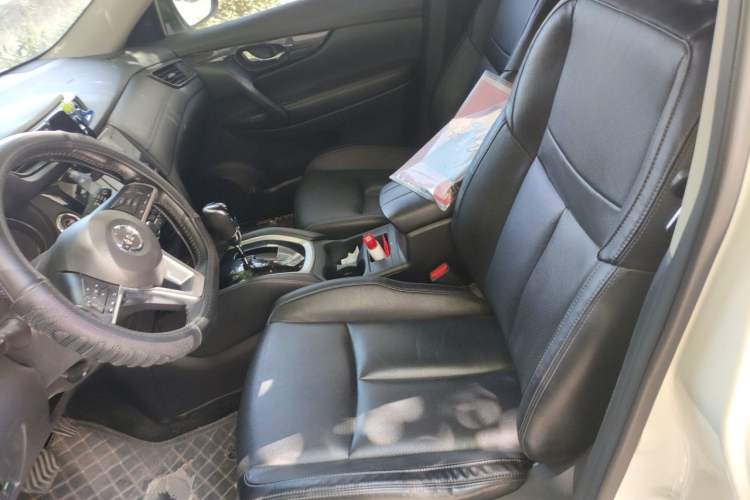 Used Nissan X-Trail 2019 2.0L CVT Smart Connect Comfort Edition 2WD Left Front Seat