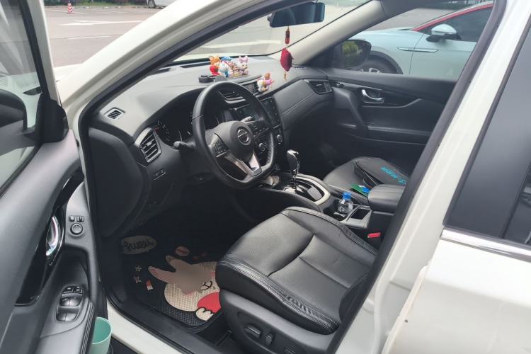 Used Nissan X-Trail 2019 2.0L CVT Smart Connect Comfort Edition 2WD Left Front Seat