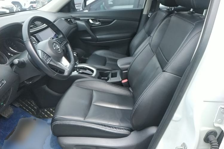 Used Nissan X-Trail 2019 2.0L CVT Smart Connect Comfort Edition 2WD Left Front Seat