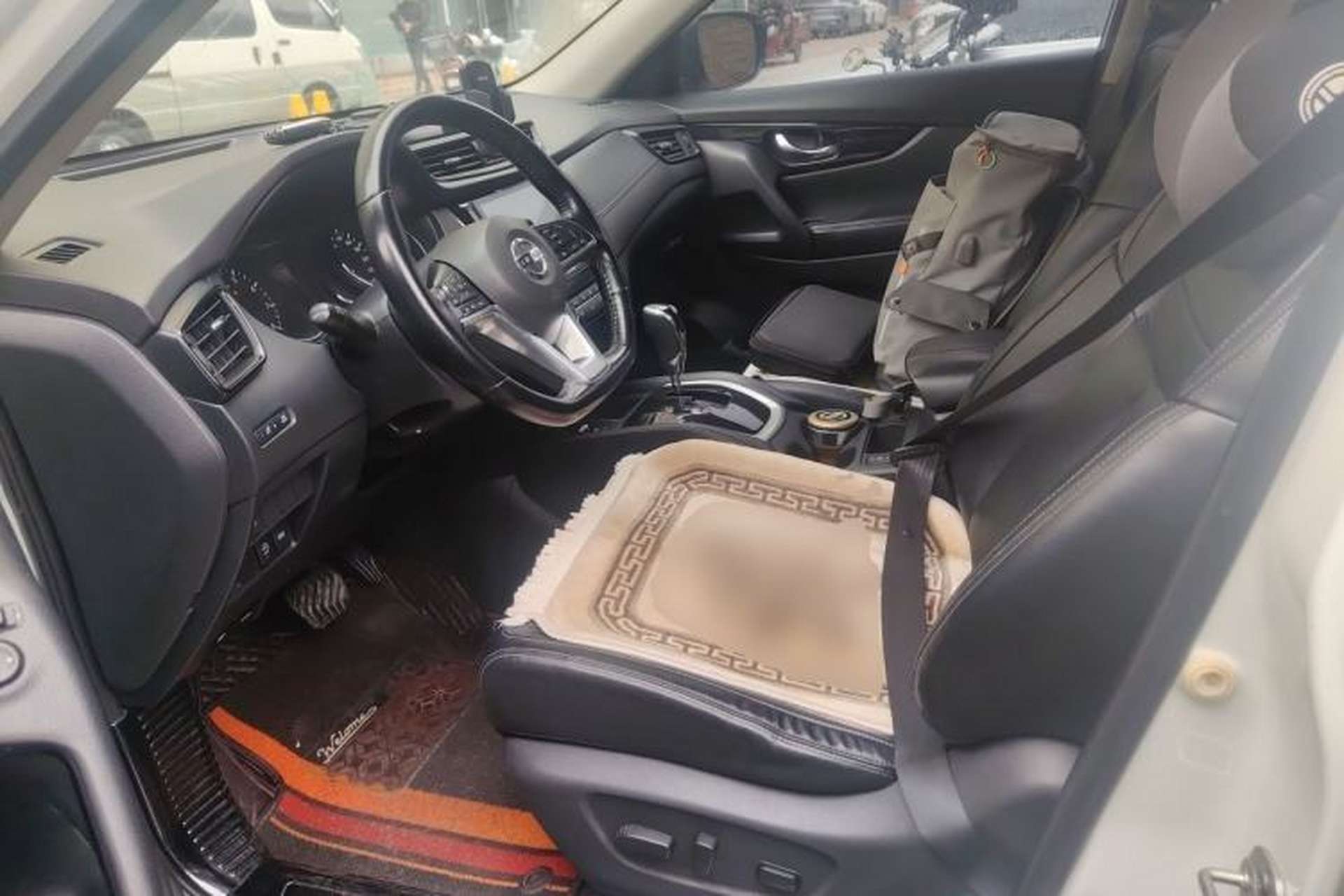 Used Nissan X-Trail 2019 2.0L CVT Smart Connect Comfort Edition 2WD Left Front Seat