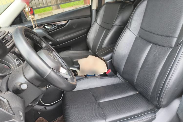 Used Nissan X-Trail 2019 2.0L CVT Smart Connect Comfort Edition 2WD Left Front Seat