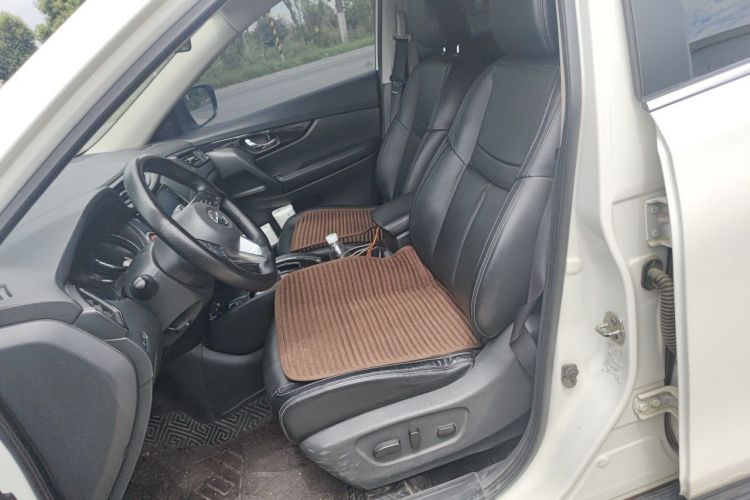 Used Nissan X-Trail 2019 2.0L CVT Smart Connect Comfort Edition 2WD Left Front Seat