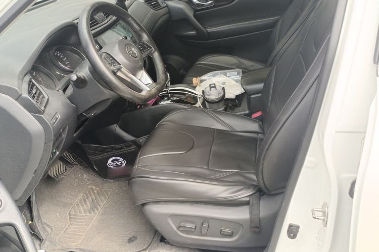 Used Nissan X-Trail 2019 2.0L CVT Smart Connect Comfort Edition 2WD Left Front Seat