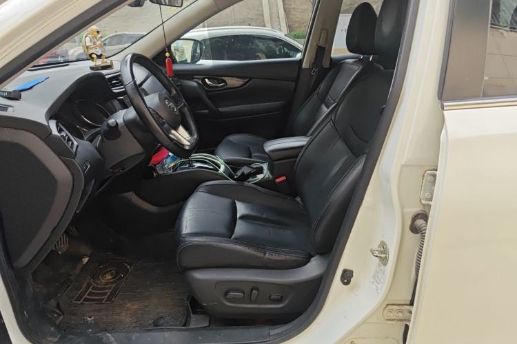 Used Nissan X-Trail 2019 2.0L CVT Smart Connect Comfort Edition 2WD Left Front Seat