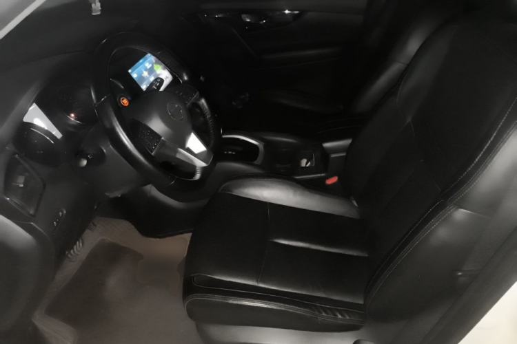 Used Nissan X-Trail 2019 2.0L CVT Smart Connect Comfort Edition 2WD Left Front Seat
