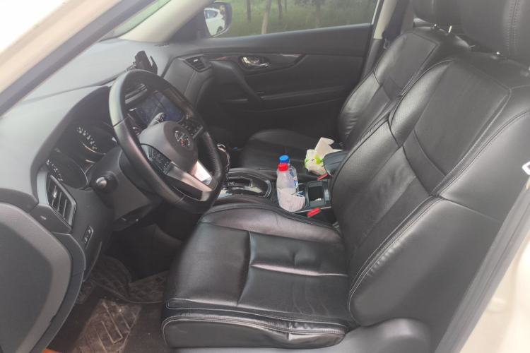 Used Nissan X-Trail 2019 2.0L CVT Smart Connect Comfort Edition 2WD Left Front Seat