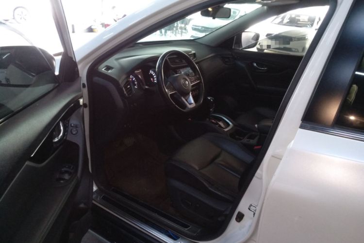 Used Nissan X-Trail 2019 2.0L CVT Smart Connect Comfort Edition 2WD Left Front Seat