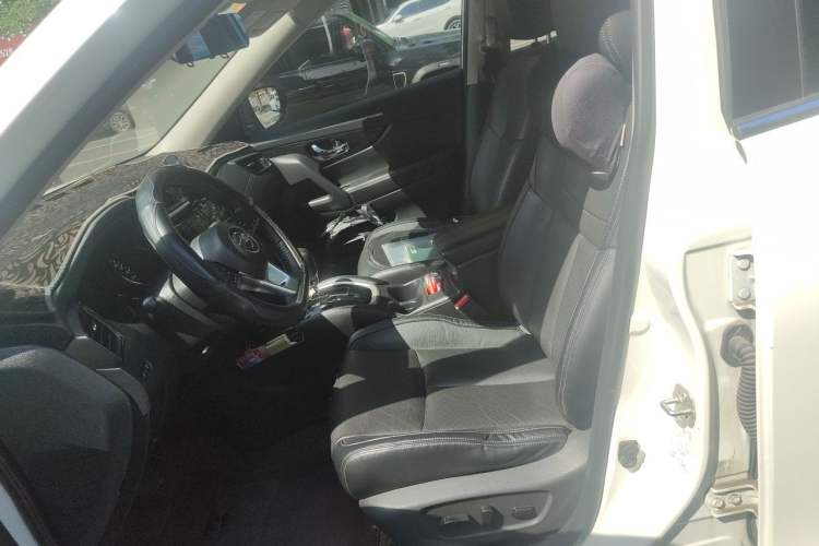 Used Nissan X-Trail 2019 2.0L CVT Smart Connect Comfort Edition 2WD Left Front Seat