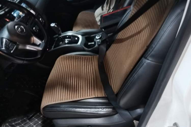 Used Nissan X-Trail 2019 2.5L CVT Smart Connect Luxury Edition 4WD Left Front Seat