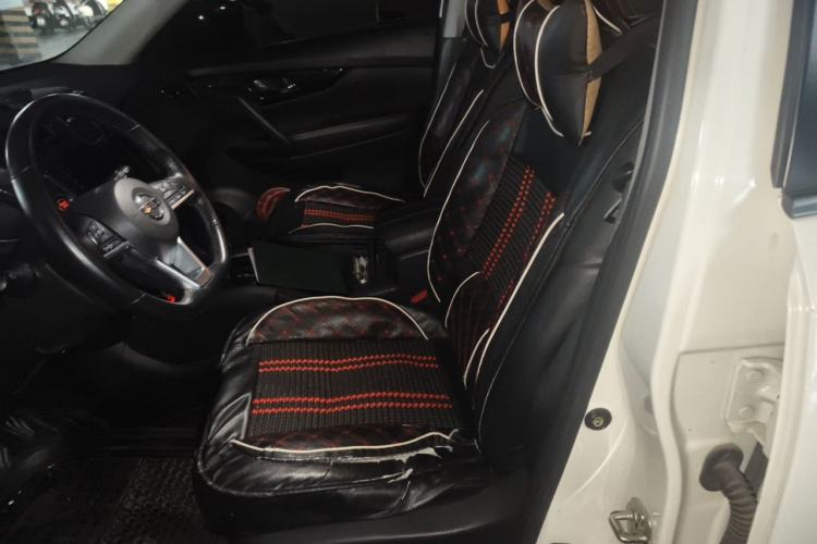 Used Nissan X-Trail 2019 2.0L CVT Smart Connect Comfort Edition 2WD Left Front Seat
