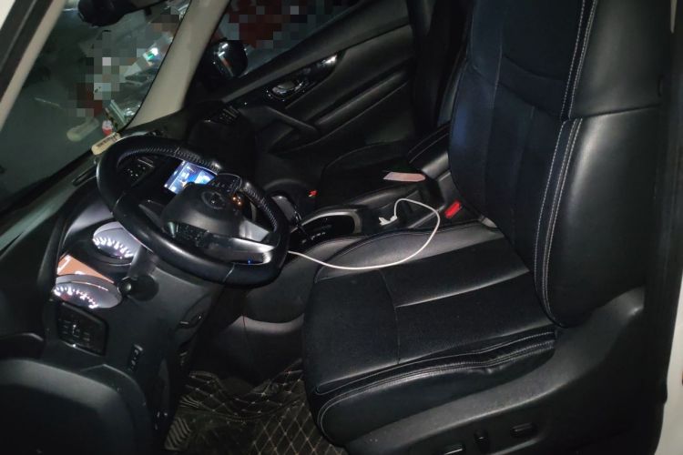 Used Nissan X-Trail 2019 2.0L CVT Smart Connect Comfort Edition 2WD Left Front Seat
