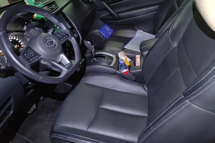 Used Nissan X-Trail 2019 2.0L CVT Smart Connect Comfort Edition 2WD Left Front Seat