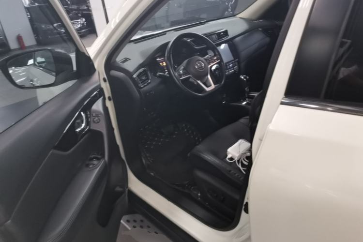Used Nissan X-Trail 2019 2.0L CVT Smart Connect Comfort Edition 2WD Left Front Seat