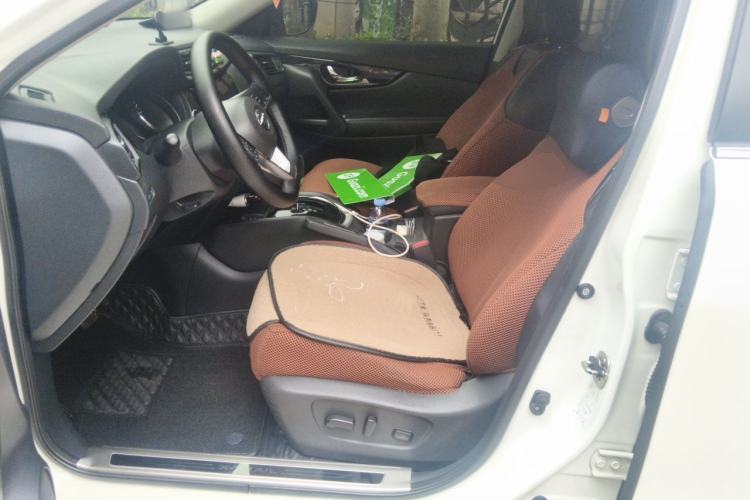 Used Nissan X-Trail 2019 2.0L CVT Smart Connect Comfort Edition 2WD Left Front Seat